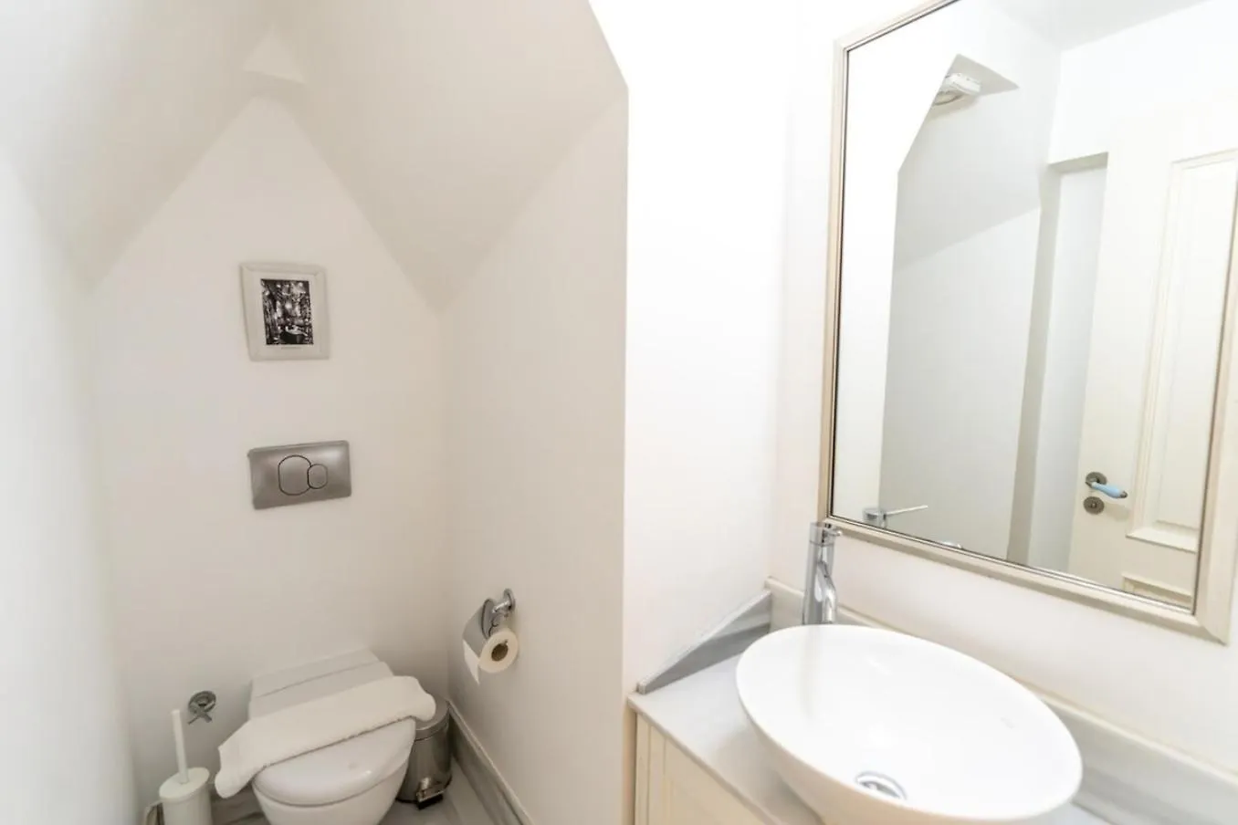 Duplex Modern City Gem With Terrace Istanbul Turkey