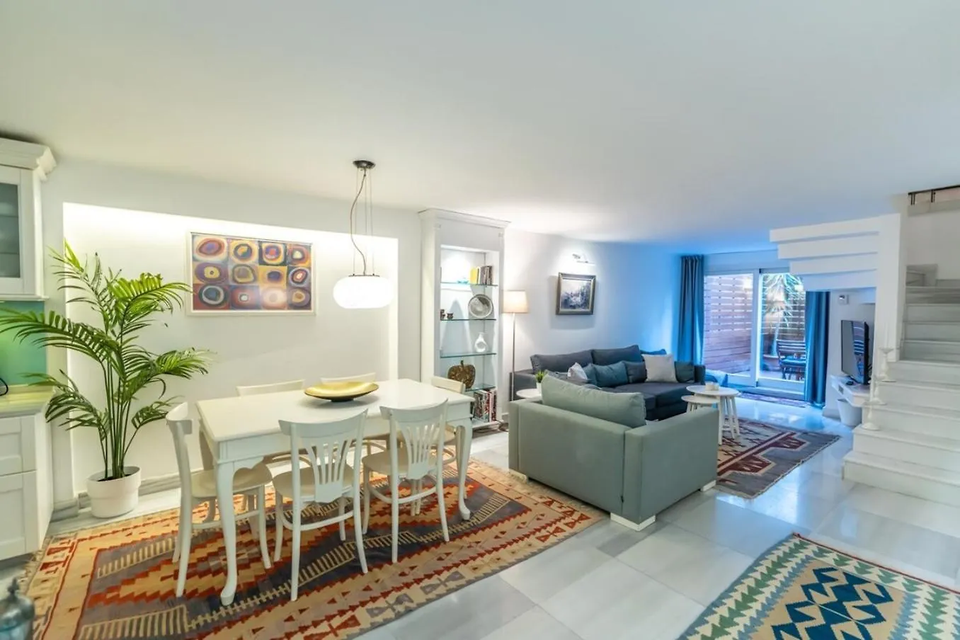 Duplex Modern City Gem With Terrace Istanbul
